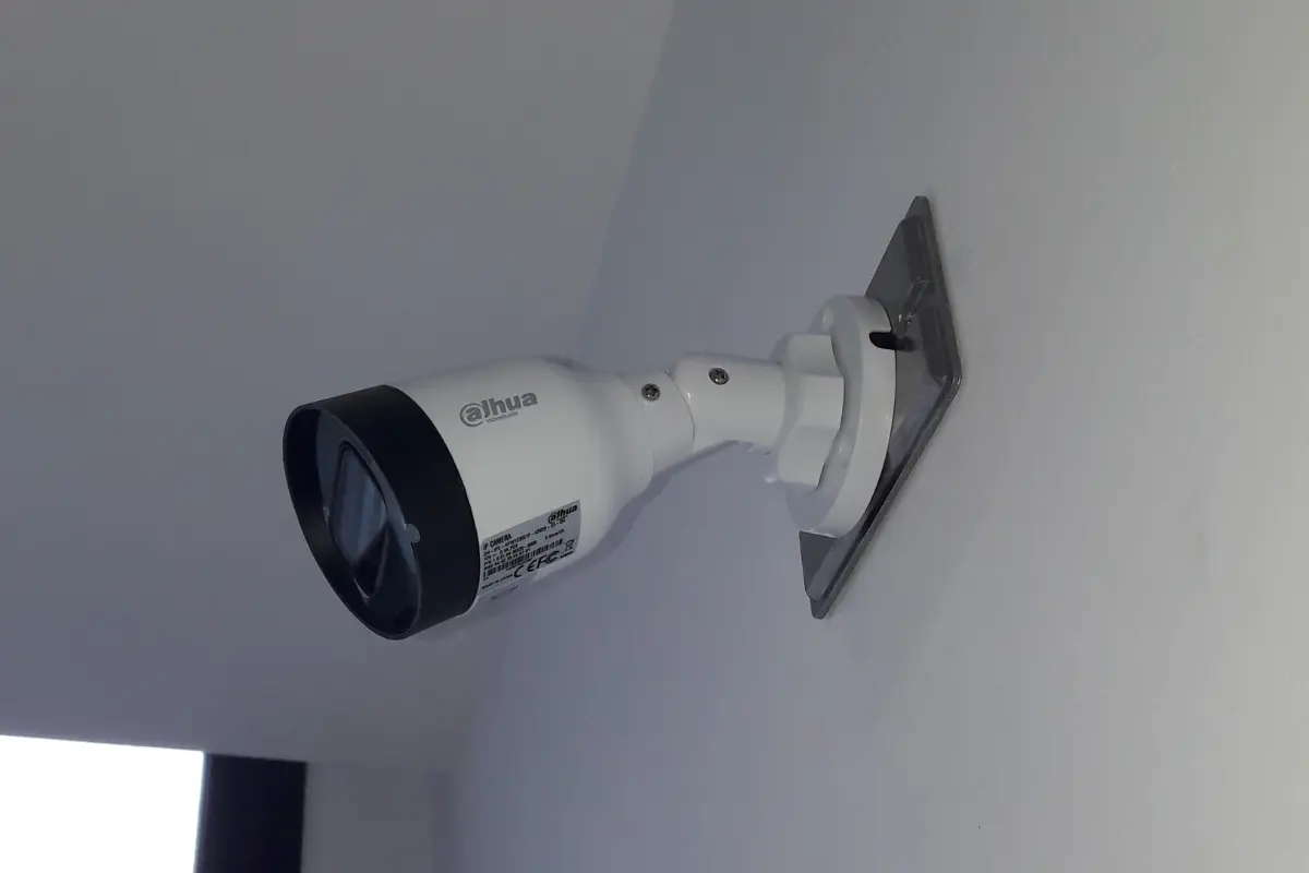 Diseño básico de sistema de cámaras de seguridad para oficina